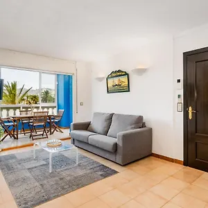 https://apartamento-con-vistas-al-canal.topcostabravahotels.com